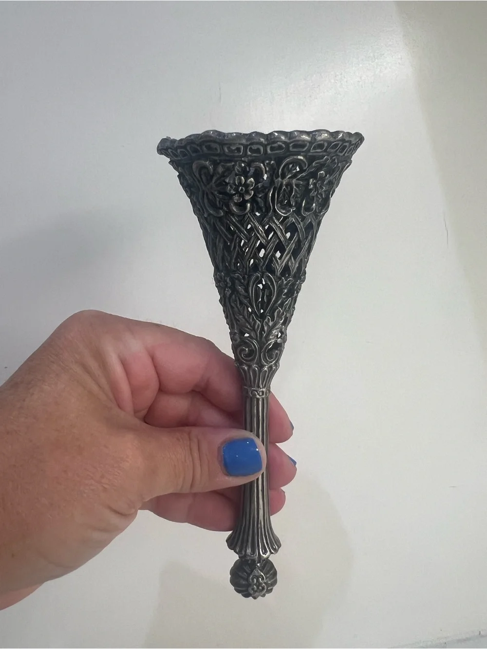 Victorian Tussie Mussie Posy Holder Ornate Metal Floral Bouquet Wedding